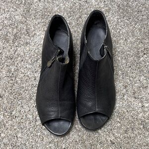 Elegant Black Women's Peep Toe Shoes